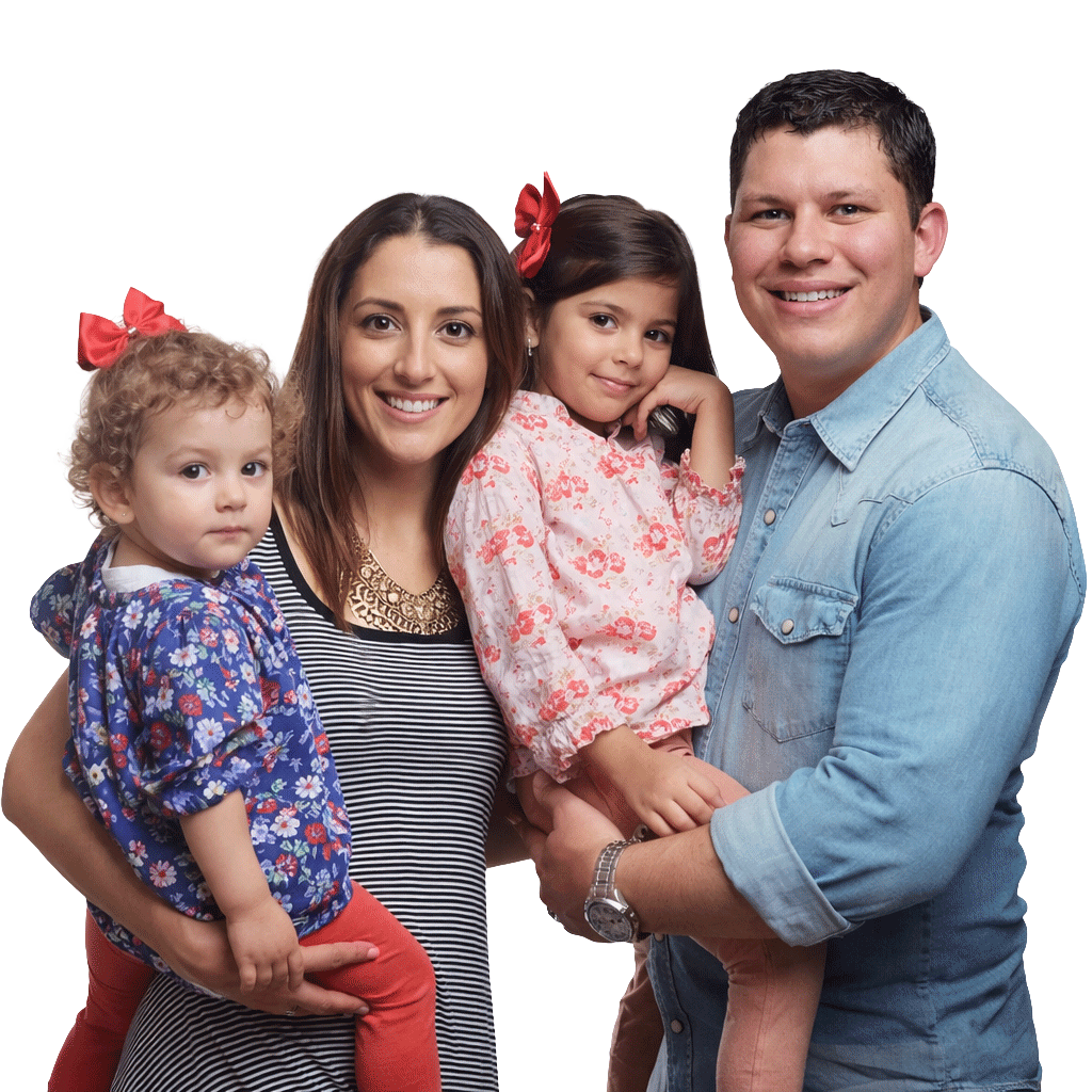 Familia satisfecha con Abogados USA